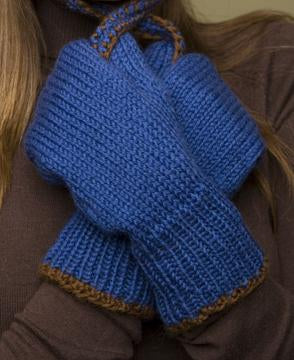 Holding Hands Mittens (Knit)