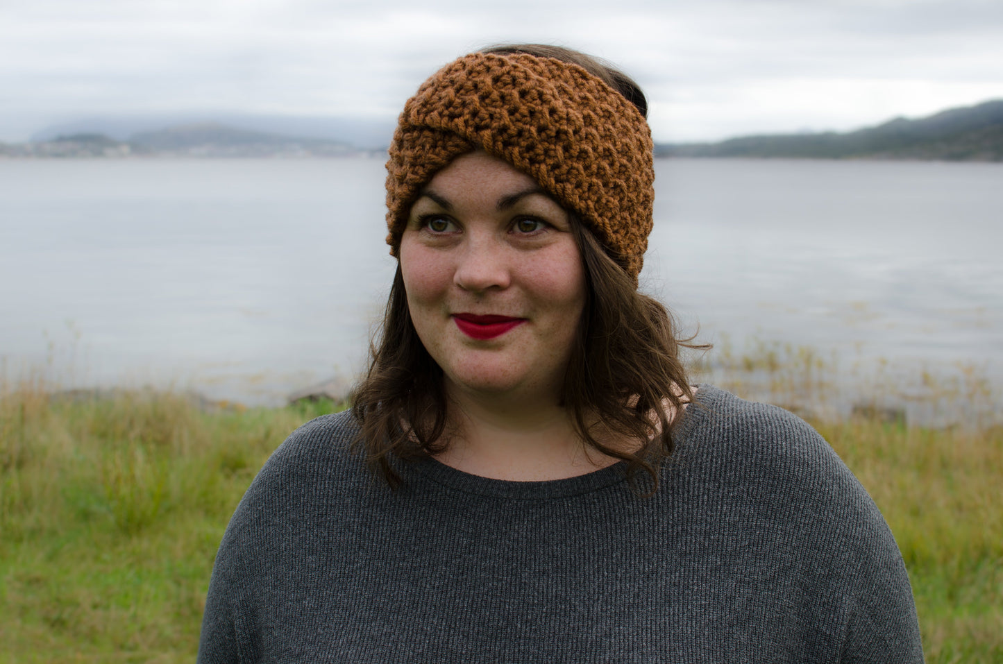Twisted Headband (Crochet) - Version 2