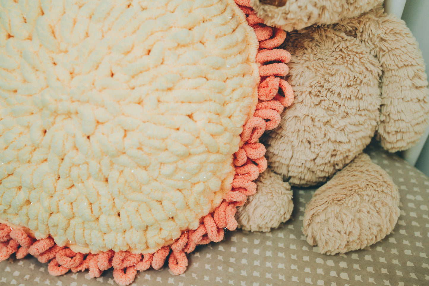 Loop Trimmed Pillow (Crafts)