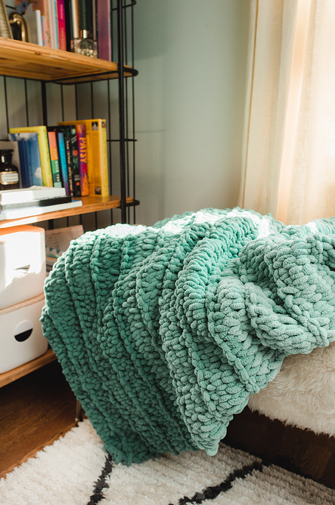 Lush Afghan (Crafts)