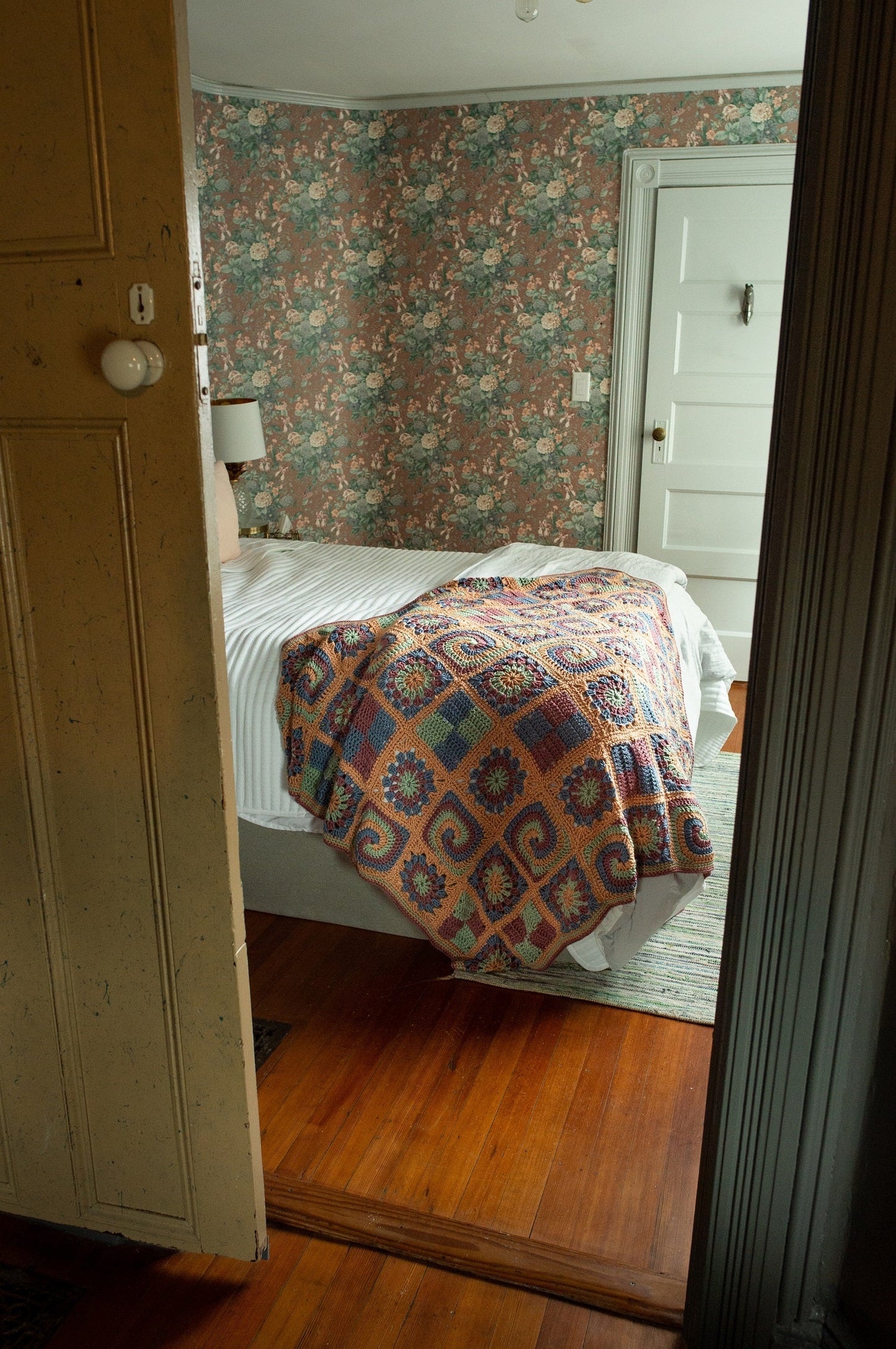 Retro Blanket (Crochet)
