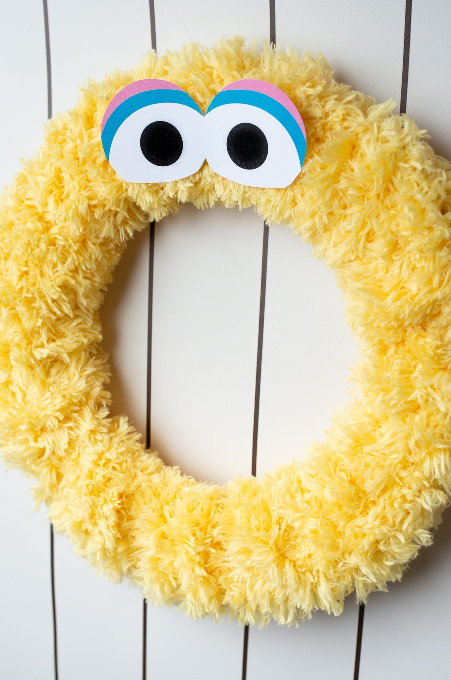 Craft Big Bird Wreath