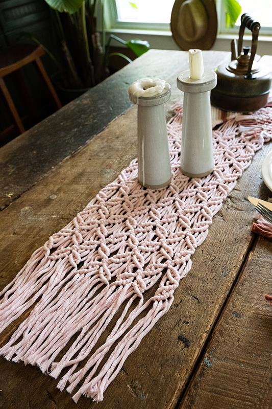 Wavy Vibes Table Runner (Macrame)