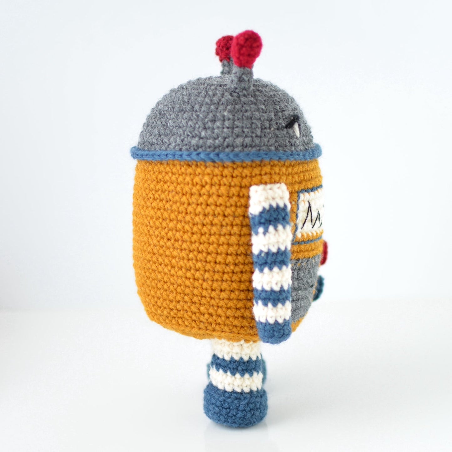 Pixie the Robot (Crochet)