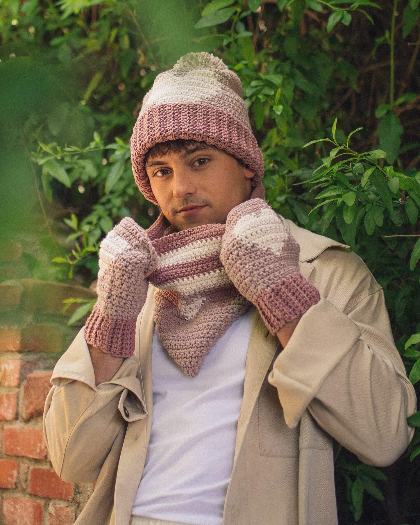 Hat, Glove and Cowl Set (Crochet)