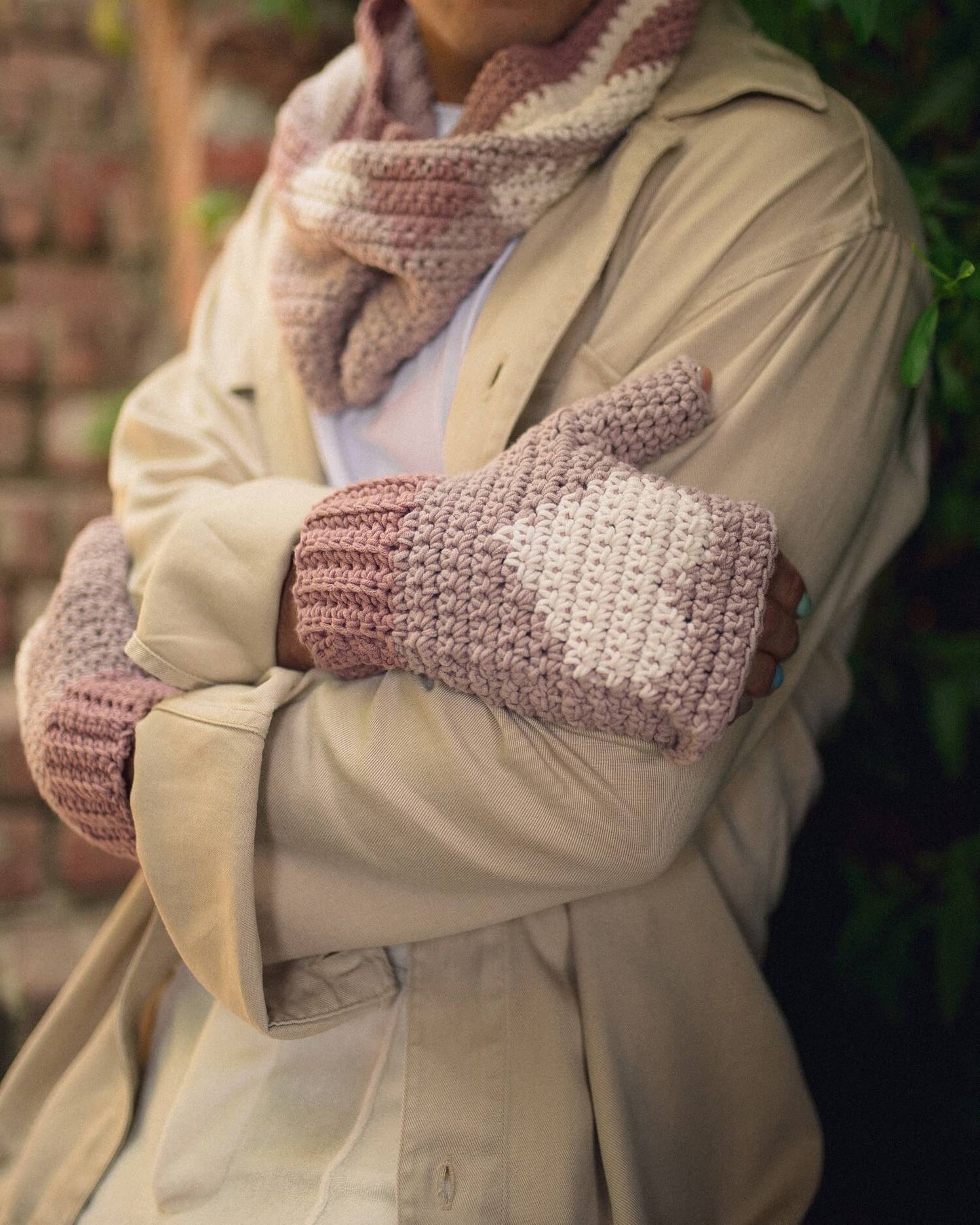 Hat, Glove and Cowl Set (Crochet)