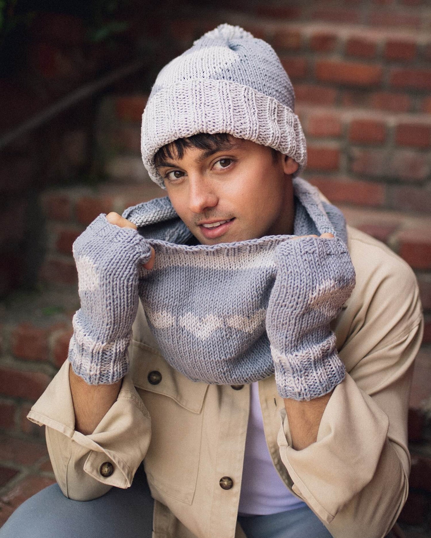 Hat, Glove and Cowl Set (Knit)