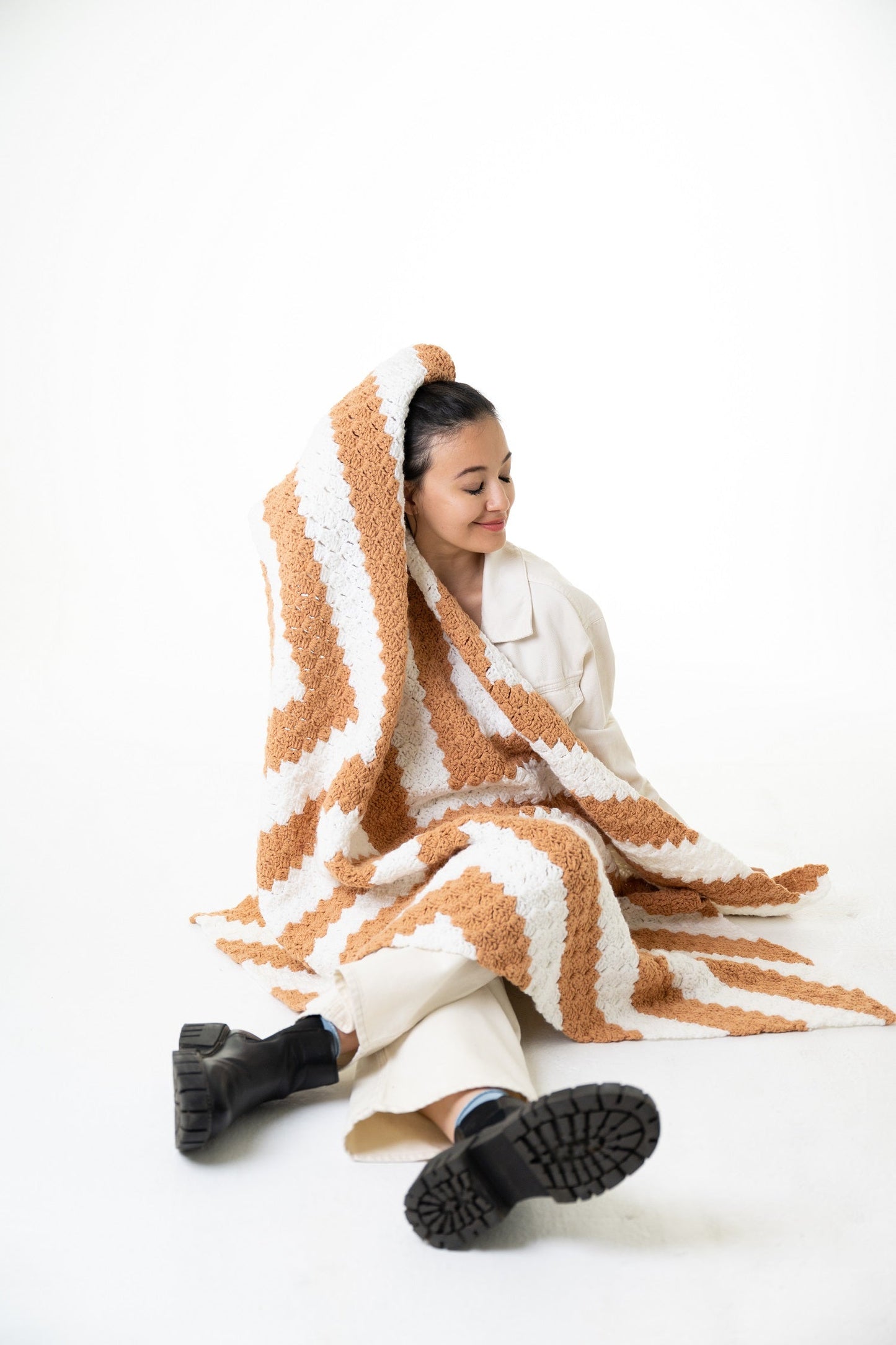 Striped C2C Lapghan (Crochet)