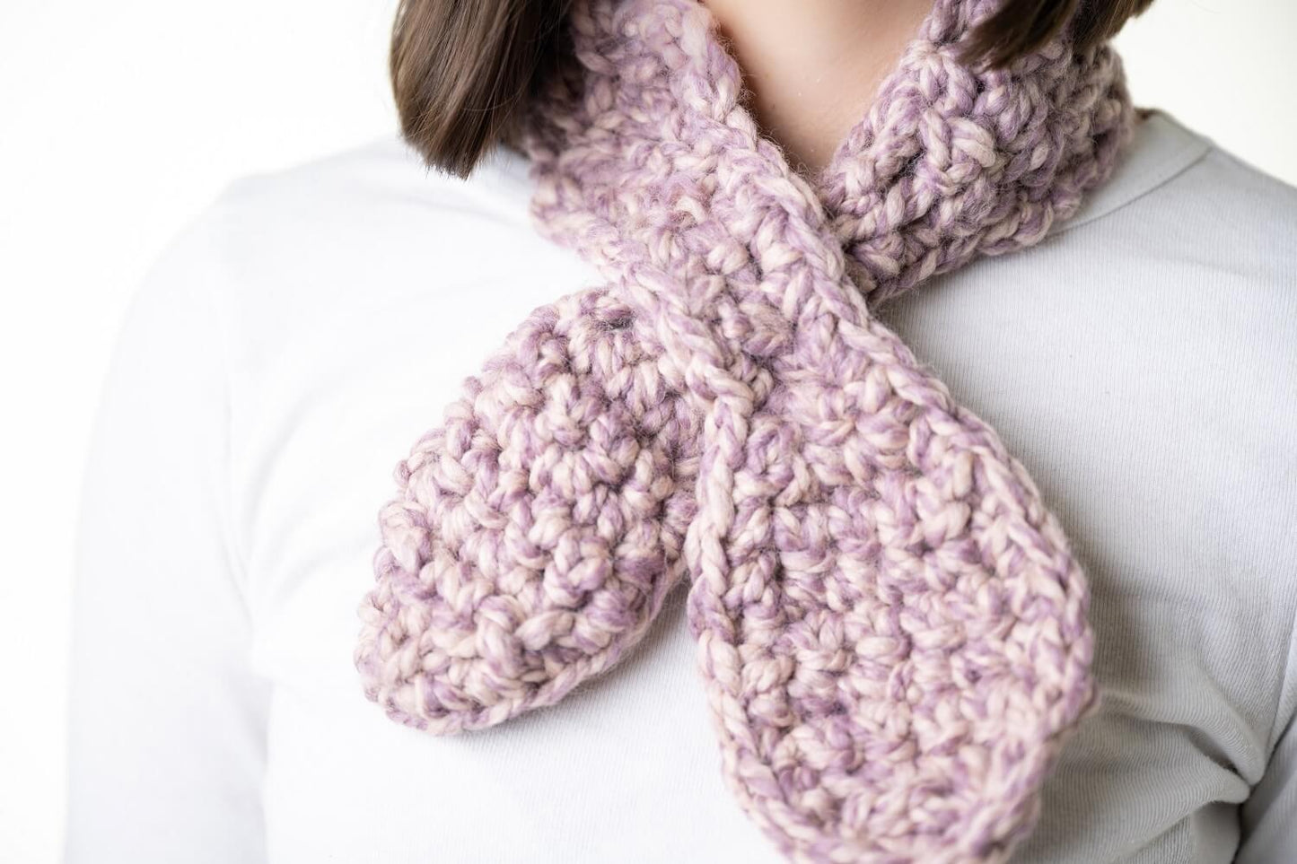 Vintage Neck Tie (Crochet)