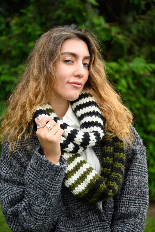 Striped Cowl (Knit)