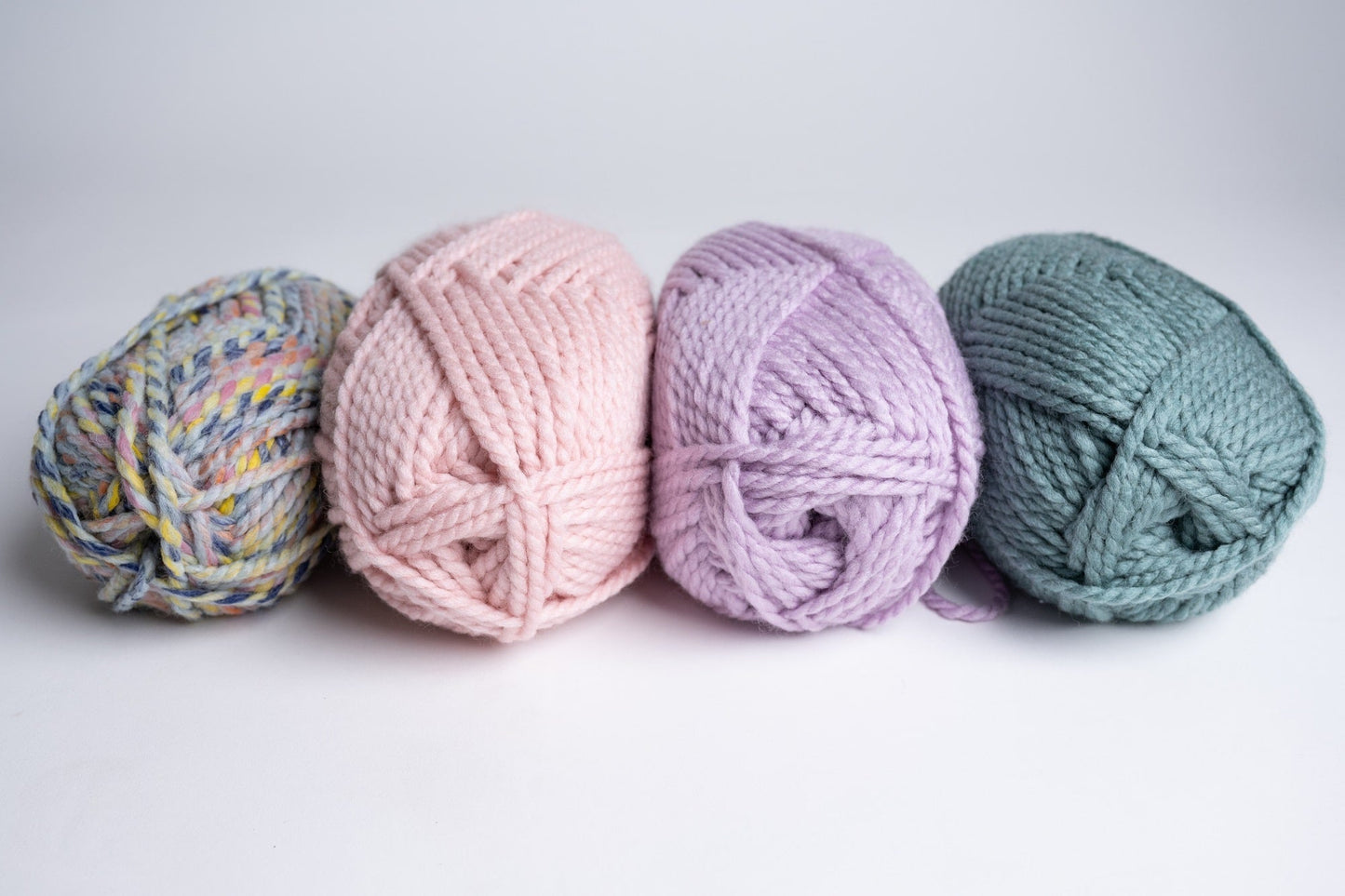 Color Palette - Wool-Ease® Thick & Quick® Yarn - Dreamsicle