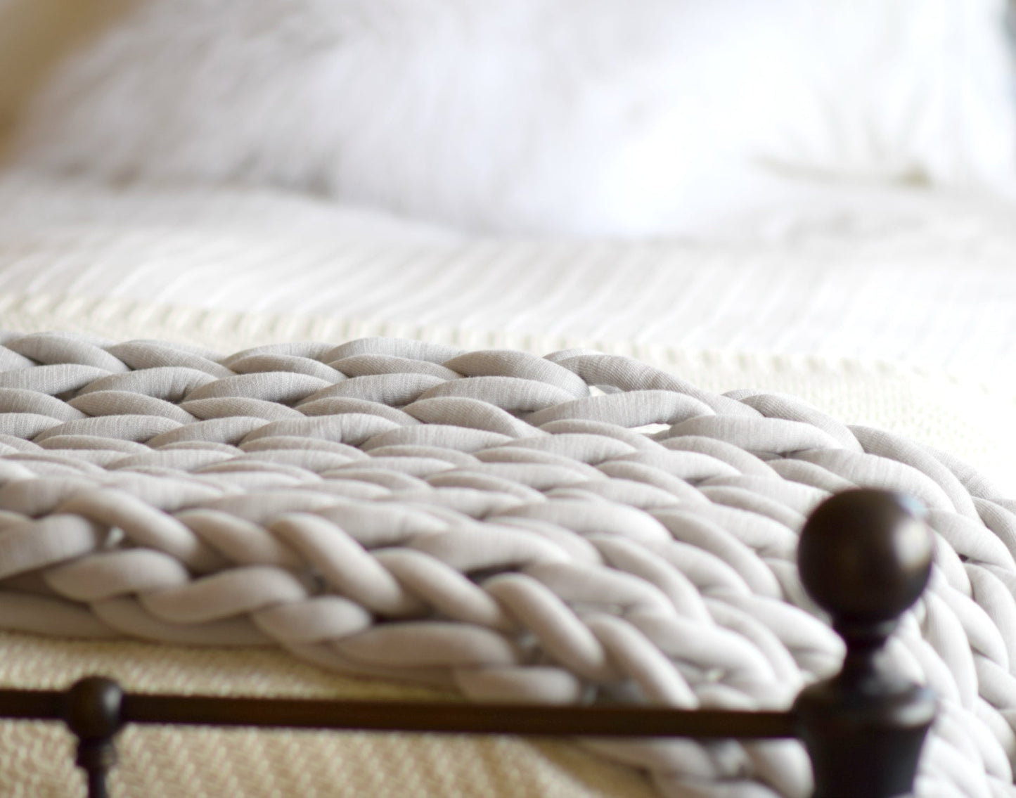 Knit Kit - Yooge Big Knit Blanket