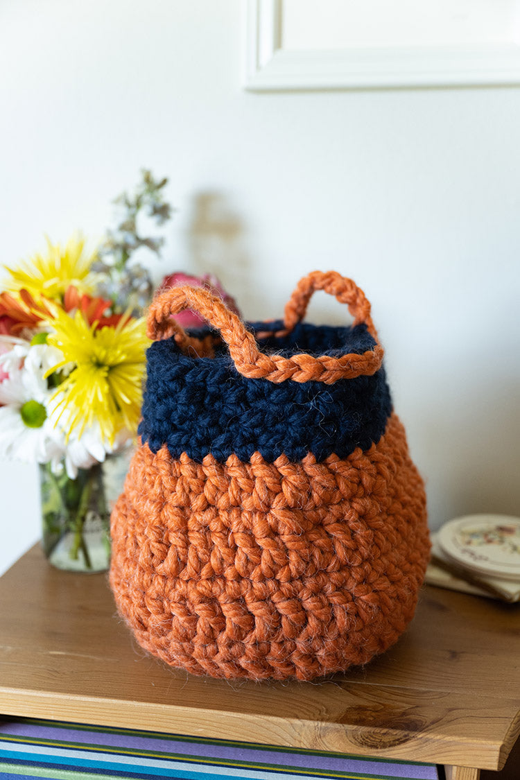 Maderia Basket (Crochet)