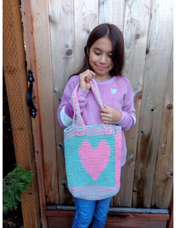 Carry Your Heart Tote Bag (Crochet)