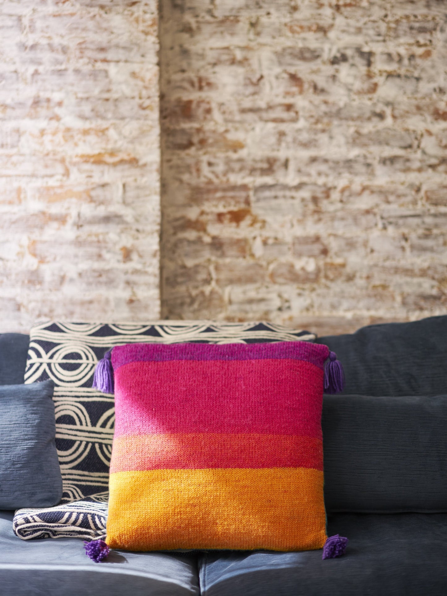Tassel Trimmed Pillow (Knit)