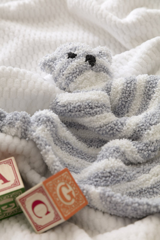 Cuddle Bear Blankie (Knit)