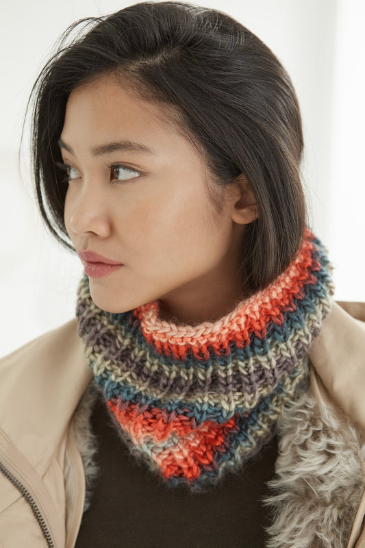 Croton Cowl (Knit)