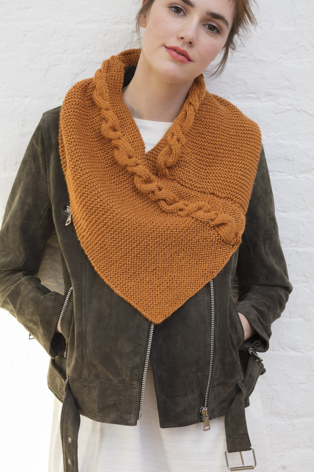 Amelia Cowl (Knit)