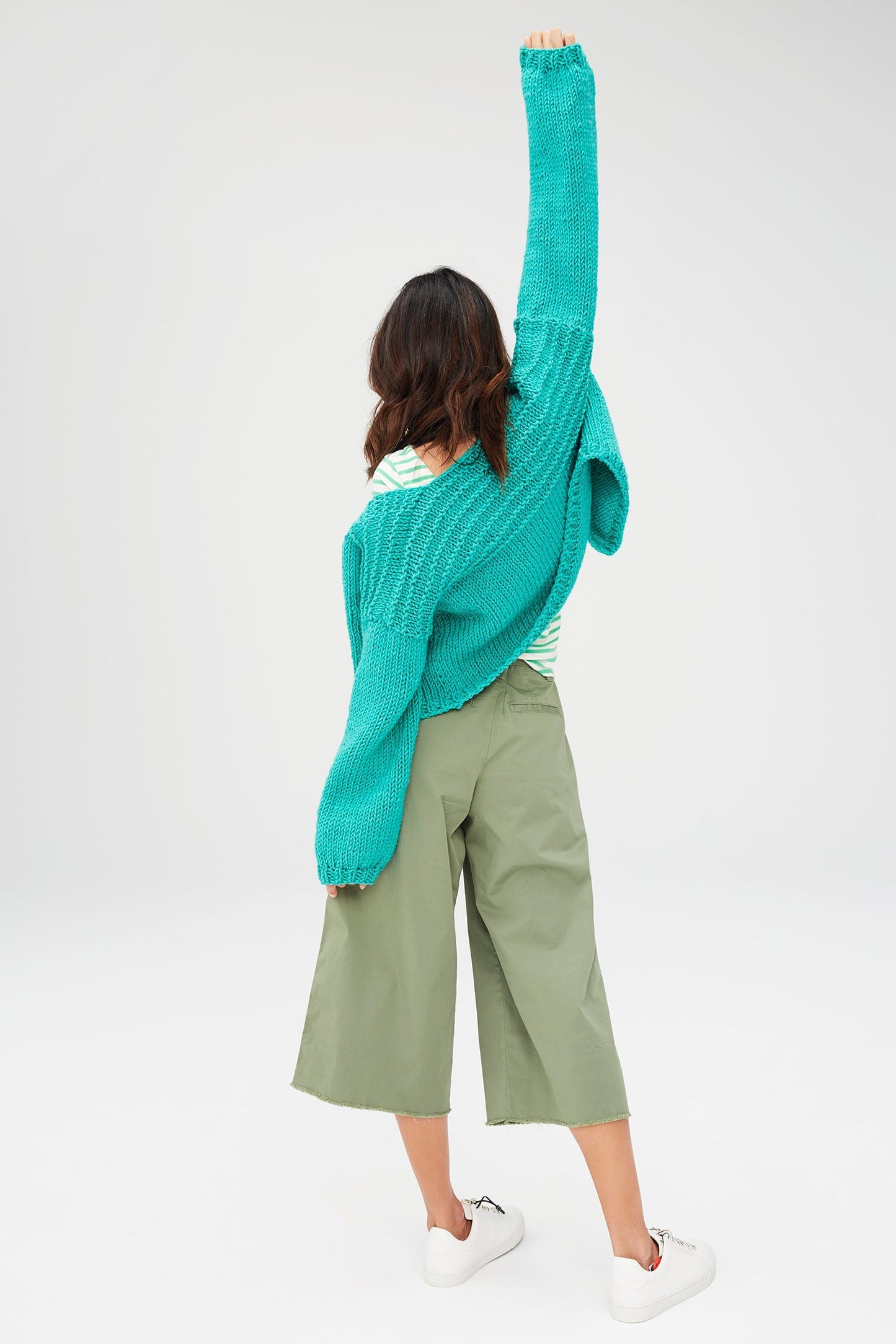 Colonia Cropped Cardi (Knit)
