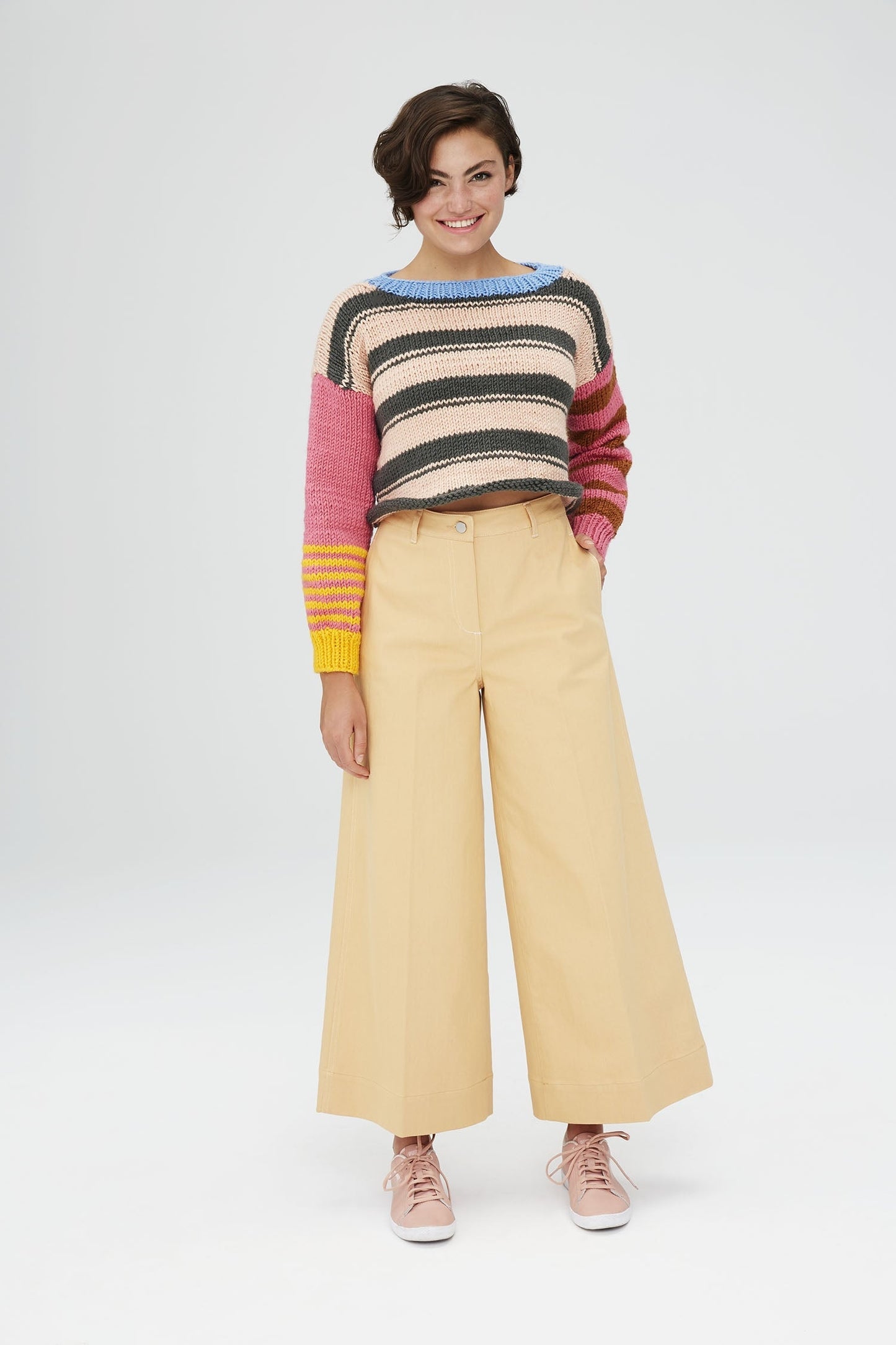 Olivie Pullover (Knit) - Version 1