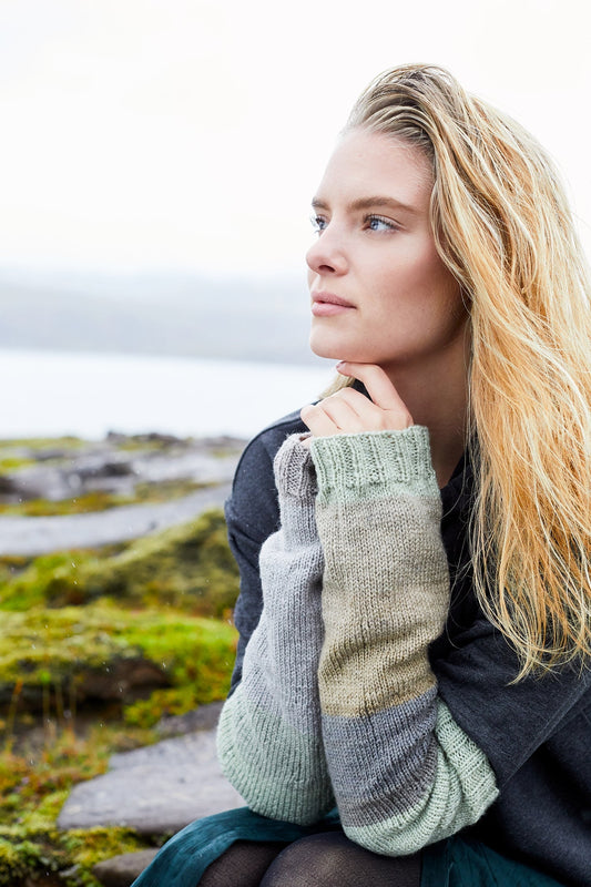 Annelis Armwarmers (Knit)