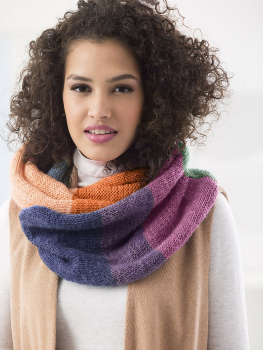 Sterling Place Cowl (Knit)