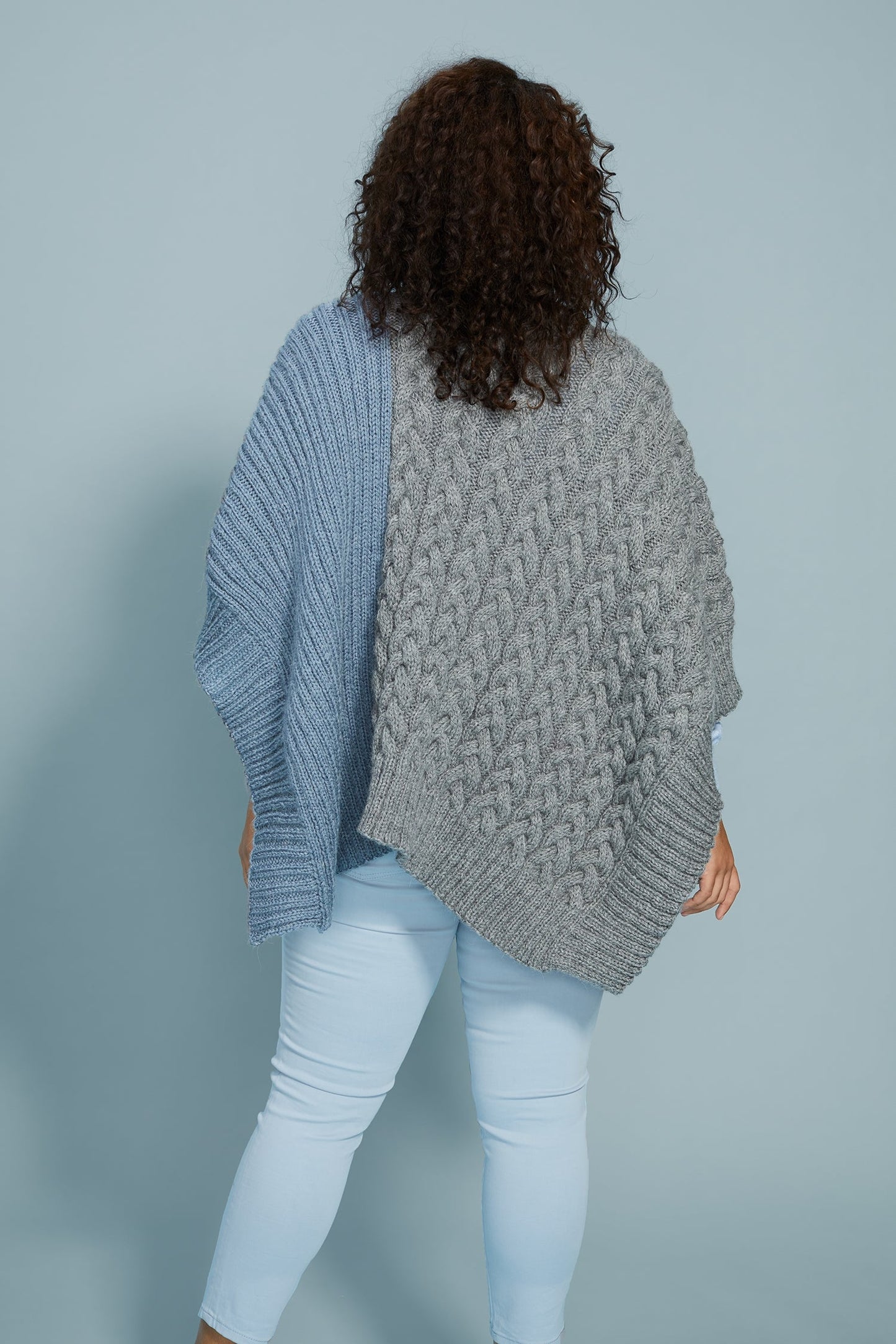 Lane Poncho (Knit)