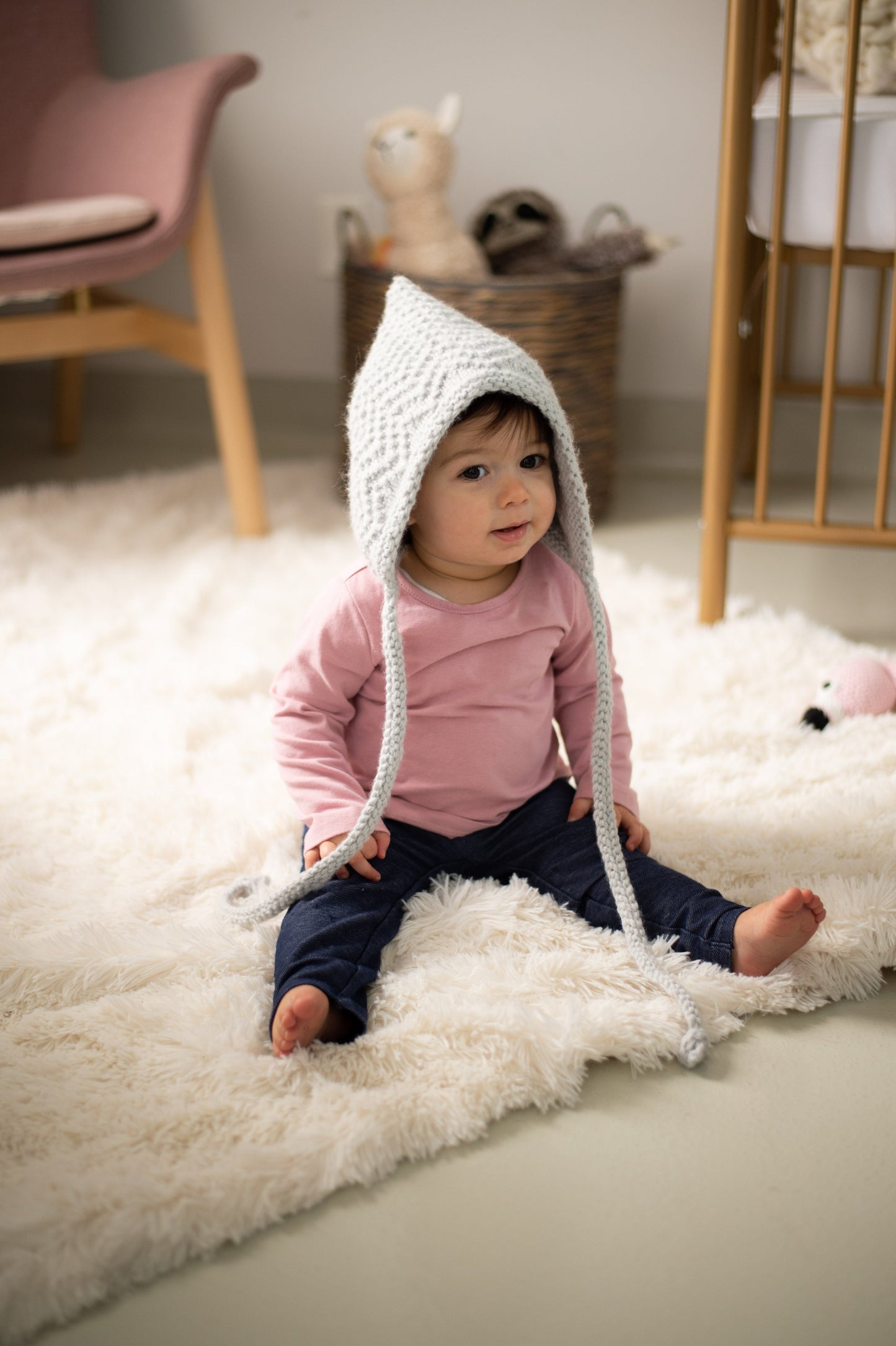 Beresford Baby Bonnet (Knit)