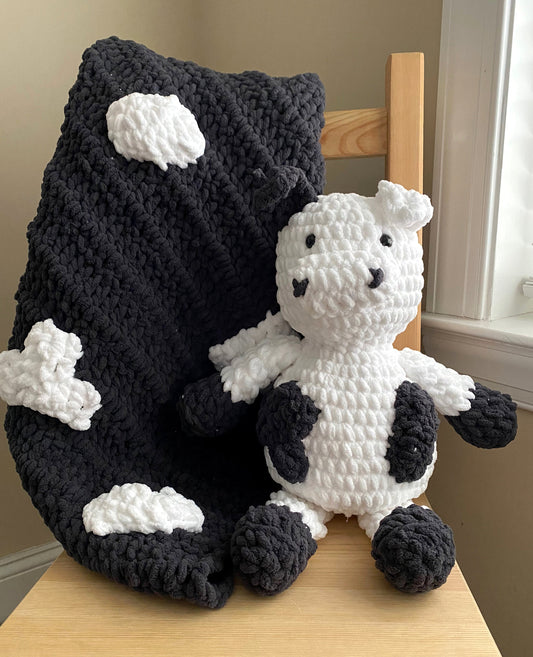 Cow Blanket (Crochet)