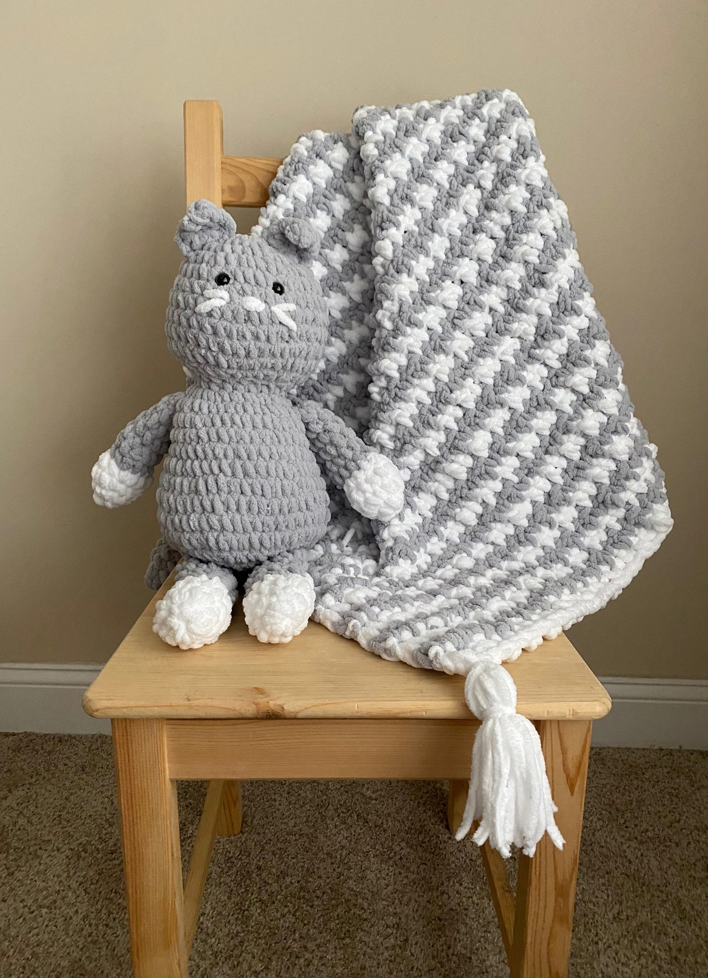 Cat Blanket (Crochet)