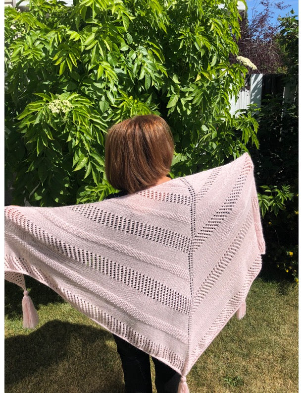 Phaedra Shawl (Knit)